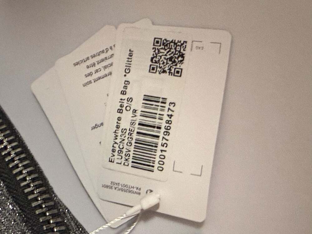 Lululemon Everywhere Belt Bag 1L Glitter Dark Silver NWT - Picture 5 of 6